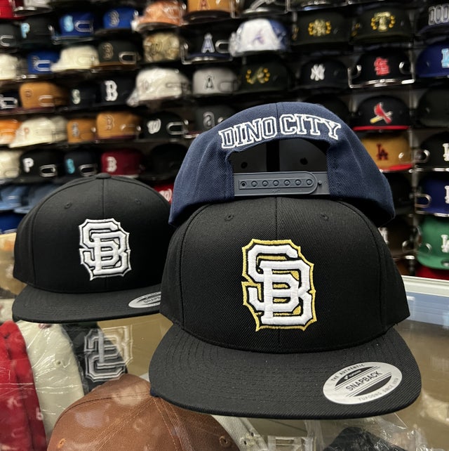 Custom IE Snapbacks Headcase